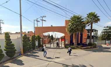 CASA EN RECUPERACION HIPOTECARIA - JARDINES DE TULTITLAN, ESTADO DE MÉXICO.