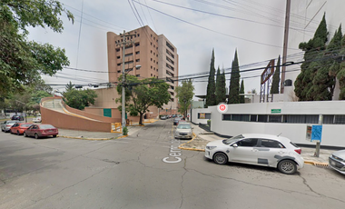 Casa con accesoria en Venta en Boulevard Popocatepetl, Valle Dorado, Hab Los Pirules, Tlalnepantla, EDOMEX