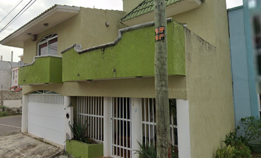 CASA EN VENTA EN PLAYA PACANA, ARBOLEDAS SAN RAMON,, VERACRUZ