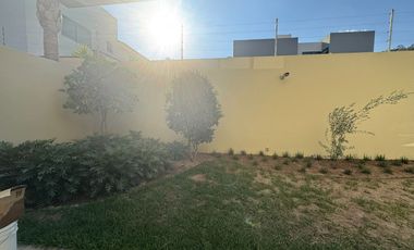 Casa renta El Manantial Tlajomulco