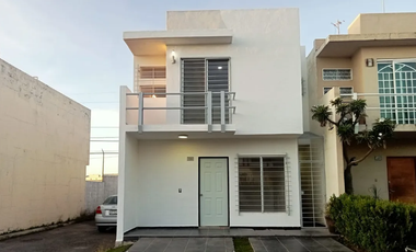 CASA en Venta Jardines de las Fuentes Zapopan Jalisco