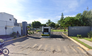CASA en Venta Jardines de las Fuentes Zapopan Jalisco