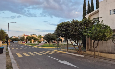 CASA en Venta Jardines de las Fuentes Zapopan Jalisco