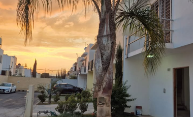 CASA en Venta Jardines de las Fuentes Zapopan Jalisco