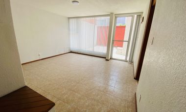 Venta Casa frente a Parque en fraccionamiento privado