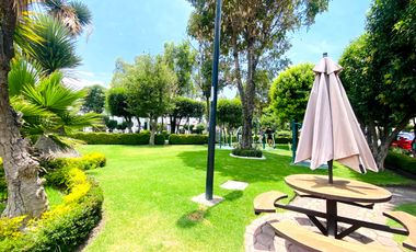 Venta Casa frente a Parque en fraccionamiento privado