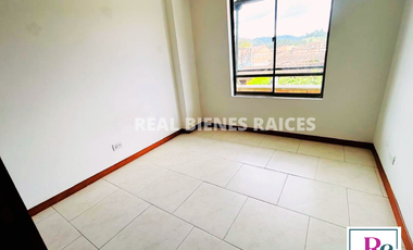 Se Vende Apartamento en 2 Piso - Unidad Cerrada