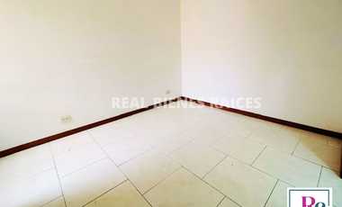 Se Vende Apartamento en 2 Piso - Unidad Cerrada