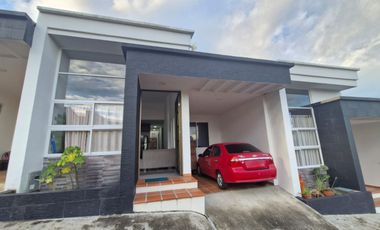 CASA EN VENTA VILLAS DE SAN PABLO