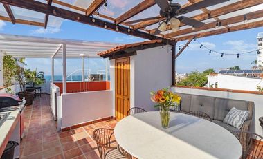 🏰 ¡VILLA EN VENTA DE LUJO CON 7 RECÁMARAS CON VISTA AL MAR Y HERMOSOS ATARDECERES! 🌅 AMUEBLADO