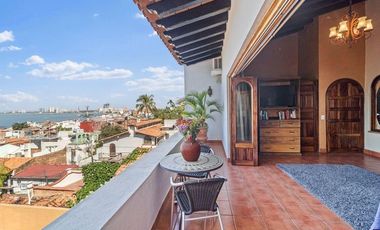 🏰 ¡VILLA EN VENTA DE LUJO CON 7 RECÁMARAS CON VISTA AL MAR Y HERMOSOS ATARDECERES! 🌅 AMUEBLADO