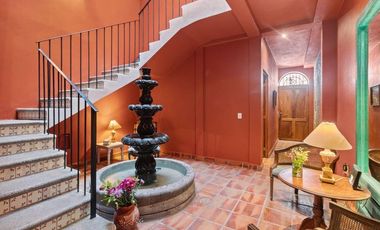 🏰 ¡VILLA EN VENTA DE LUJO CON 7 RECÁMARAS CON VISTA AL MAR Y HERMOSOS ATARDECERES! 🌅 AMUEBLADO