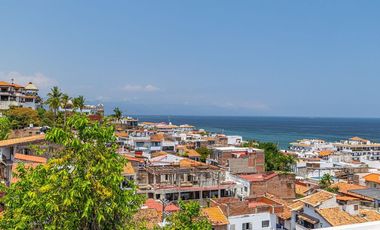 🏡 ¡INVERSIÓN GARANTIZADA PARA ALQUILE VACACIONAL A 2 CUADRAS DE LA PLAYA ENTRE CAFE DES ARTISTES PUERTO VALLARTA! 💰
