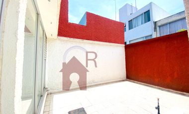 Venta casa 4 recamaras y estudio CDMX