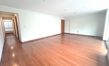 Venta de amplio departamento en San Borja – Cerca al Pentagonito