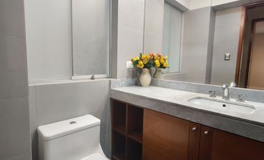 Venta de amplio departamento en San Borja – Cerca al Pentagonito
