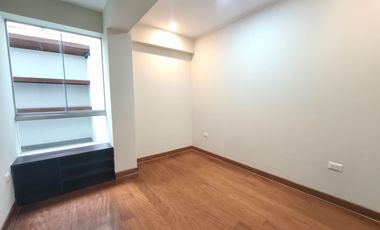 Venta de amplio departamento en San Borja – Cerca al Pentagonito
