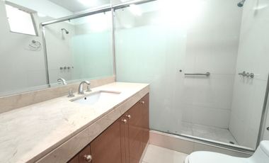 Venta de amplio departamento en San Borja – Cerca al Pentagonito