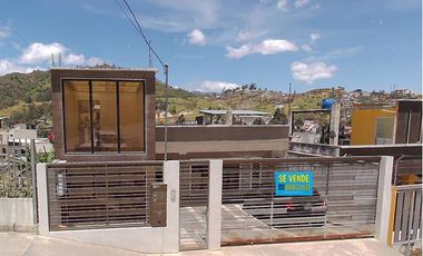 Vendo casa de una planta con proyección en el Paraiso