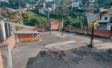 Vendo casa de una planta con proyección en el Paraiso