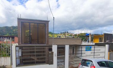 Vendo casa de una planta con proyección en el Paraiso