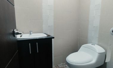 Vendo casa de una planta con proyección en el Paraiso