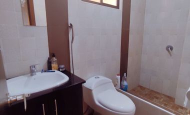 Vendo casa de una planta con proyección en el Paraiso