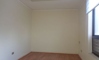 Arriendo oficina 3 Privados Edificio Century, Cercana Metro Ñuñoa