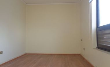 Arriendo oficina 3 Privados Edificio Century, Cercana Metro Ñuñoa