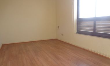 Arriendo oficina 3 Privados Edificio Century, Cercana Metro Ñuñoa