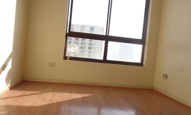 Arriendo oficina 3 Privados Edificio Century, Cercana Metro Ñuñoa