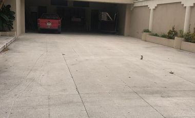 Venta de casa comercial rentera