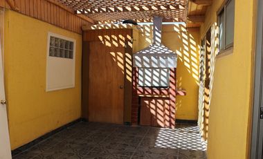 Se Vende Casa con Departamento Independiente – Villa Ayquina, Calama