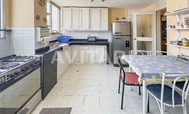 Departamento amplio en renta – Av. Colón, frente a la UDLA