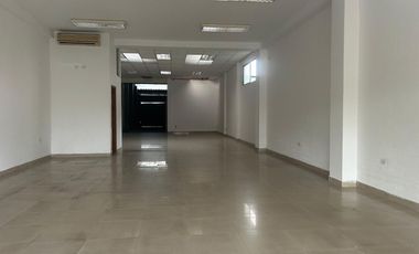 Locales Comerciales Plaza Hogar