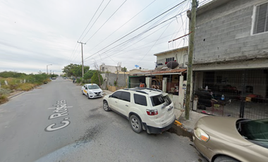 Casa en Calle Rosales, Villa Florida Sector B, Vista Hermosa, Reynosa, Tamps. ¡No créditos!