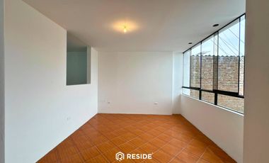 Departamento de 2 Dormitorios en 3er Piso  Urb. Covicorti