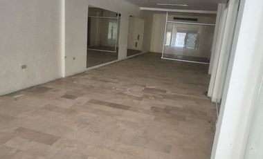 Local/ Bodega  en Alquiler en la Garzota, 70 mt2, 1 Baño, Norte de Guayaquil.