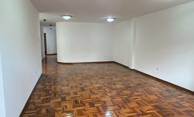ALQUILER OPORTUNIDAD ÚNICA EN SURCO!
