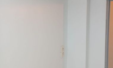 ARRIENDO DEPARTAMENTO METRO LOS HEROES AMPLIO 3 DORMITORIOS 2 BAÑOS PROMOCION