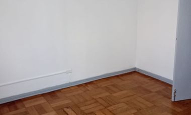 ARRIENDO DEPARTAMENTO METRO LOS HEROES AMPLIO 3 DORMITORIOS 2 BAÑOS PROMOCION