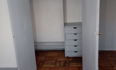 ARRIENDO DEPARTAMENTO METRO LOS HEROES AMPLIO 3 DORMITORIOS 2 BAÑOS PROMOCION