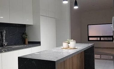 VENTA ESPECTACULAR CASA EN TAMARINDOS