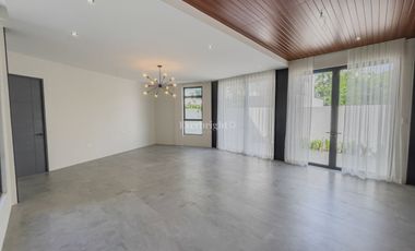 Treveia Nuvali | House and Lot For Sale - #8460