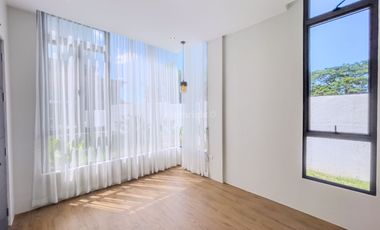 Treveia Nuvali | House and Lot For Sale - #8460