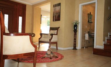 VIVIENDA DE ALTO STANDING CON AMPLIAS ÁREAS SOCIALES Y SEGURIDAD TOTAL