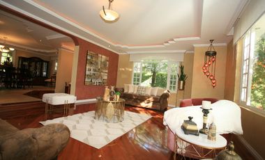 VIVIENDA DE ALTO STANDING CON AMPLIAS ÁREAS SOCIALES Y SEGURIDAD TOTAL