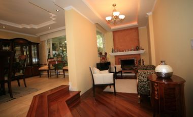 VIVIENDA DE ALTO STANDING CON AMPLIAS ÁREAS SOCIALES Y SEGURIDAD TOTAL