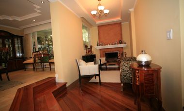 VIVIENDA DE ALTO STANDING CON AMPLIAS ÁREAS SOCIALES Y SEGURIDAD TOTAL