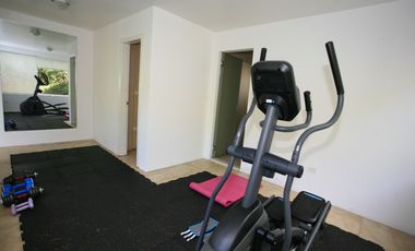 VIVIENDA DE ALTO STANDING CON AMPLIAS ÁREAS SOCIALES Y SEGURIDAD TOTAL